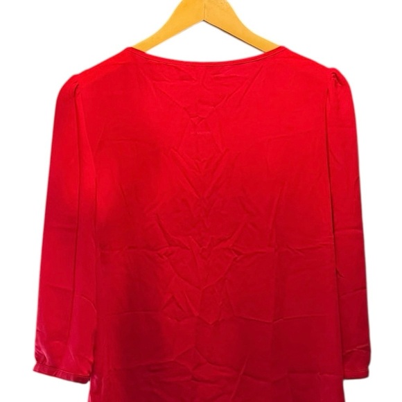 Express. Women's Raspberry Keyhole Blouse. Size Small. - Picture 8 of 8